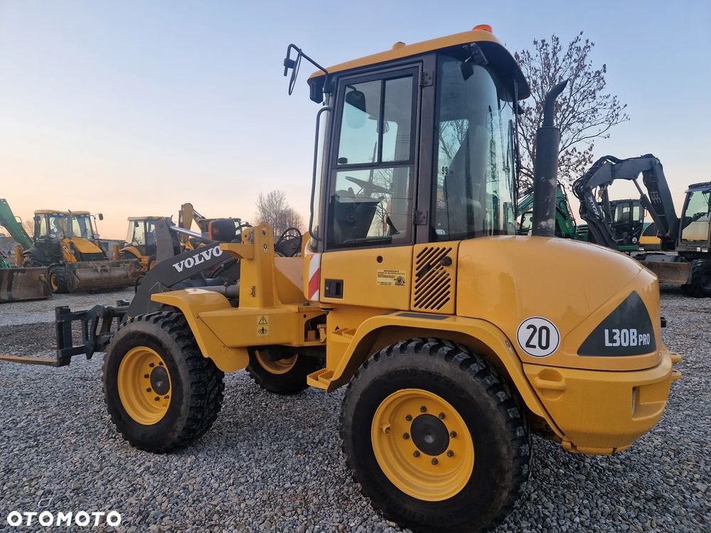 Volvo L30B Pro - 11