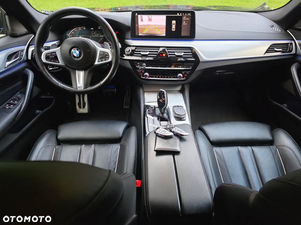BMW Seria 5 540i xDrive mHEV M Sport sport - 11