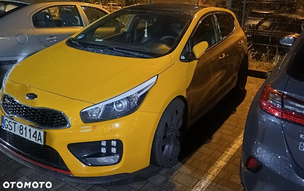 Kia Ceed 1.6 T-GDI GT - 7