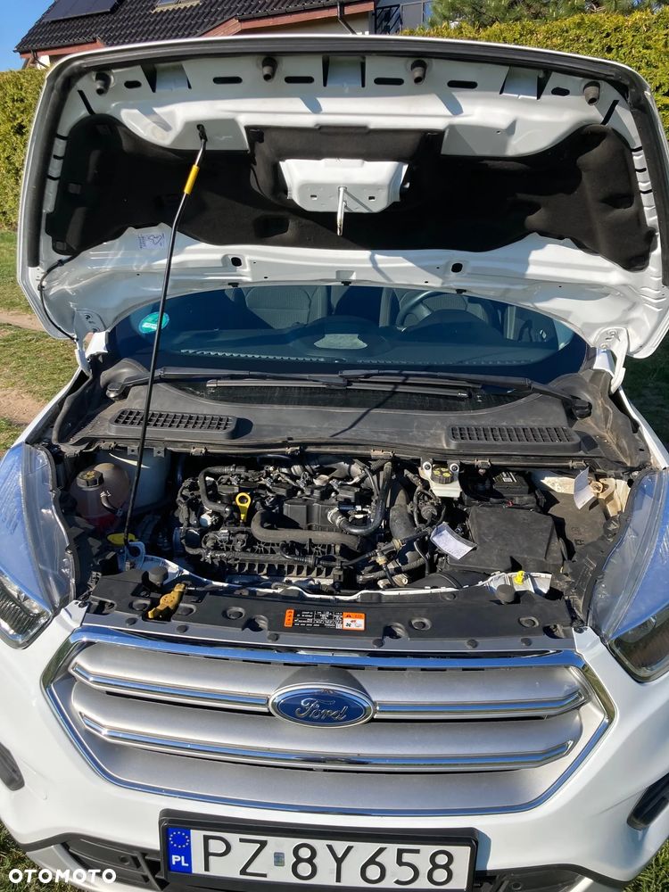Ford Kuga 1.5 EcoBoost 2x4 Trend - 21