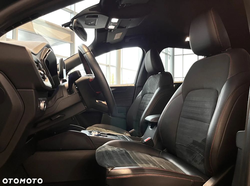 Ford Kuga 2.5P PHEV FWD ST-Line X - 28