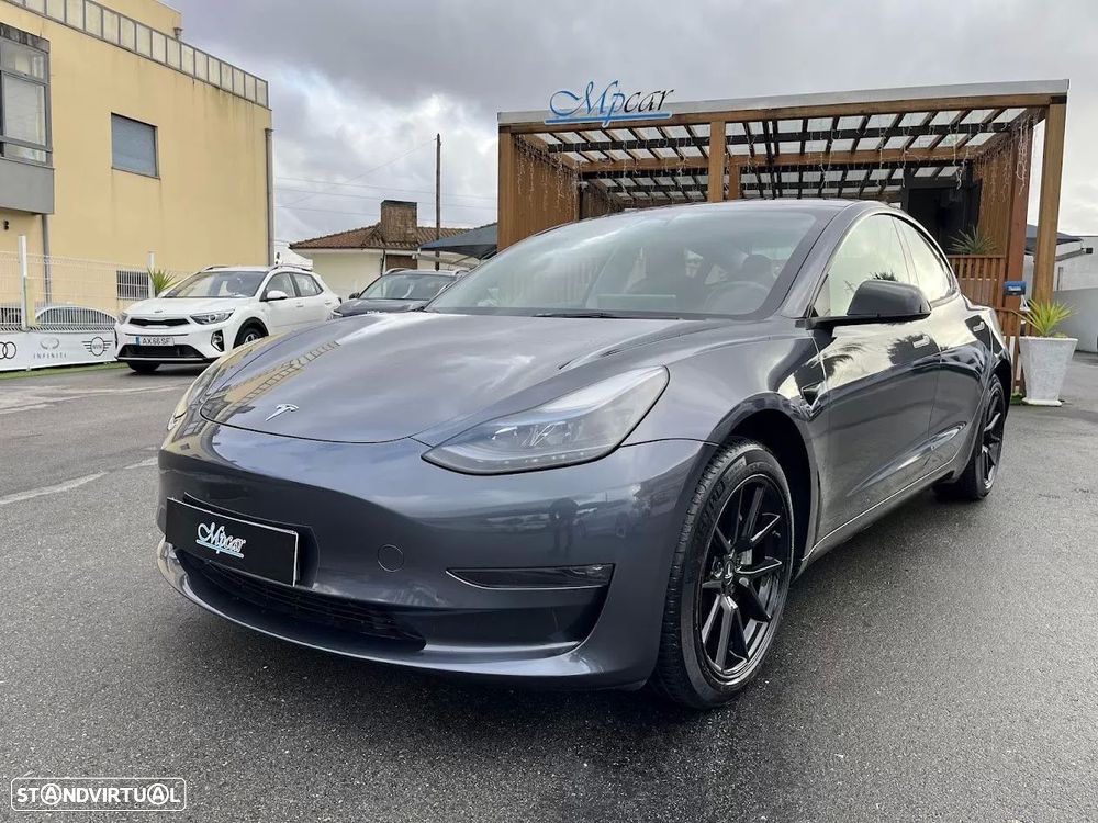 Tesla Model 3 Long Range Tração Traseira - 9