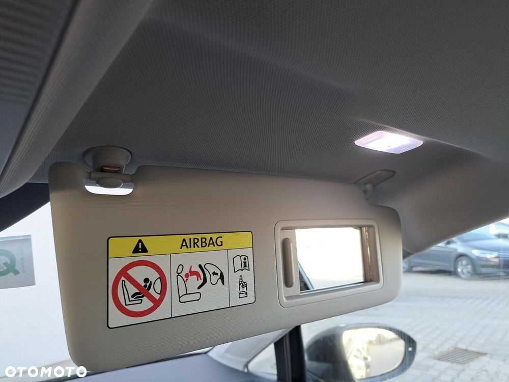 Volkswagen Golf Variant - 38