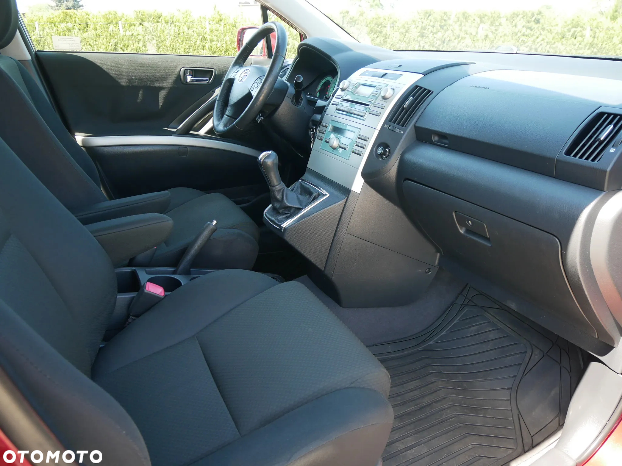 Toyota Corolla Verso - 19