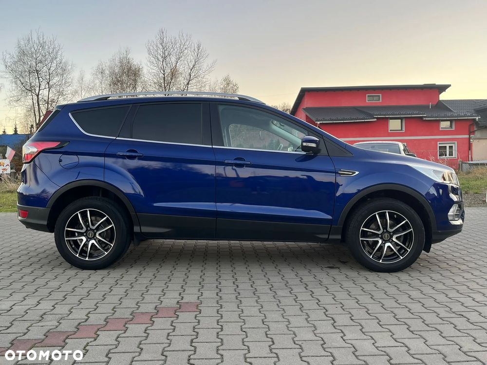 Ford Kuga - 8