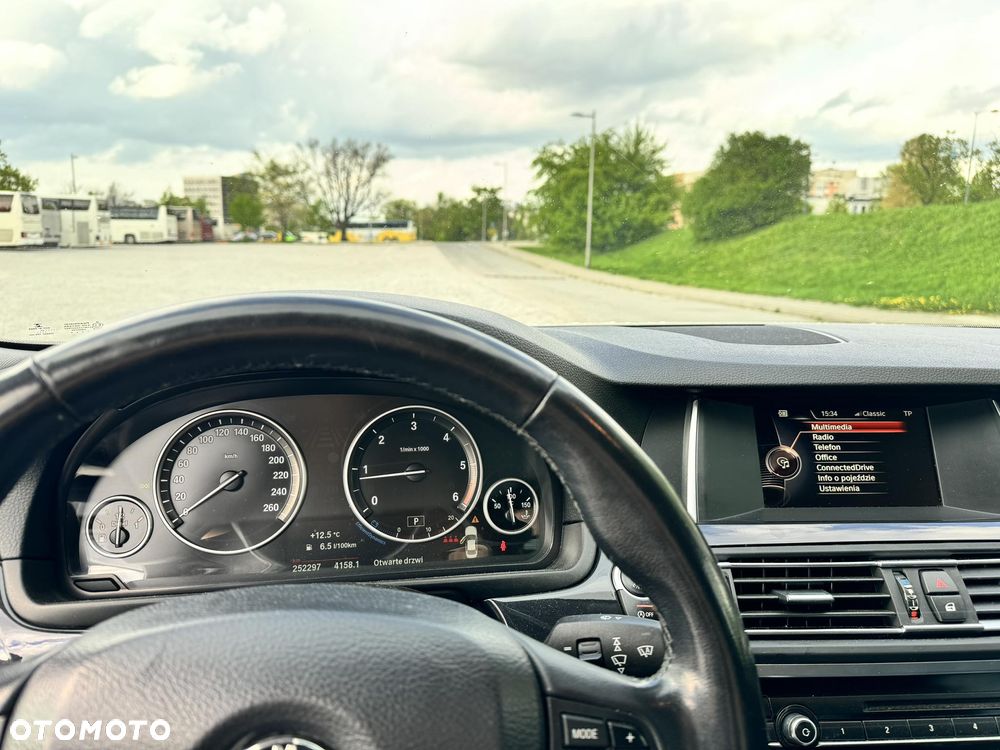 BMW Seria 5 518d Luxury Line - 8