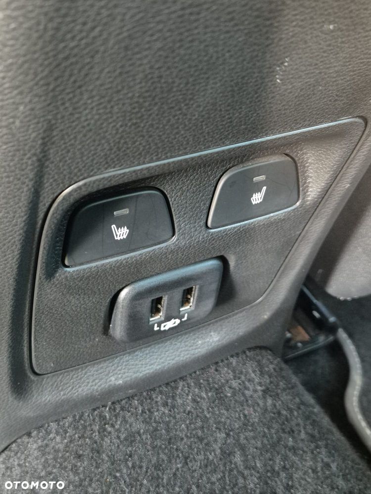 Opel Astra 1.6 D (CDTI) Start/Stop Business - 32