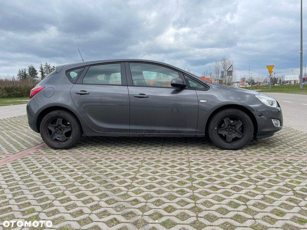 Opel Astra - 5