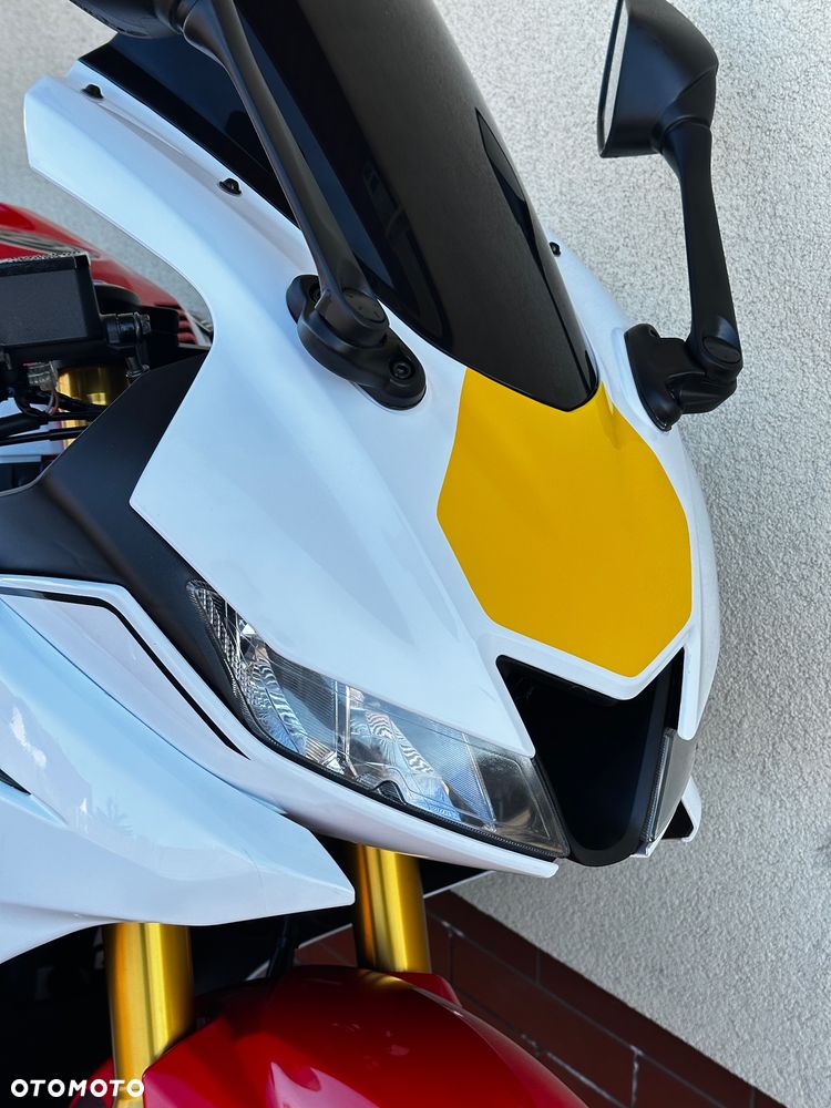 Yamaha YZF - 16