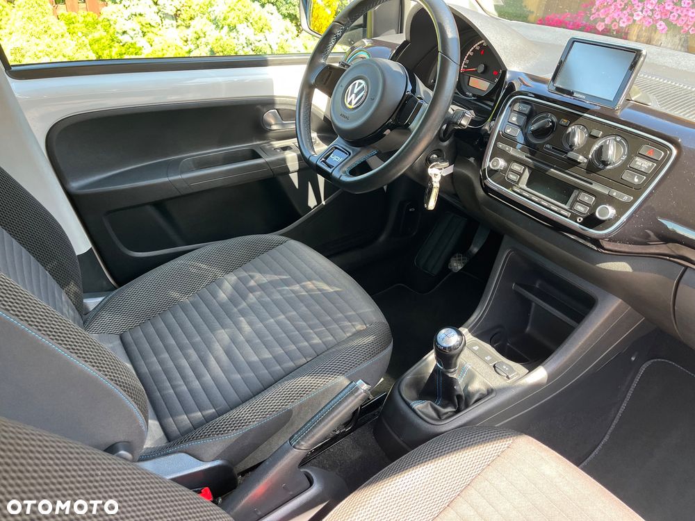 Volkswagen up! - 9