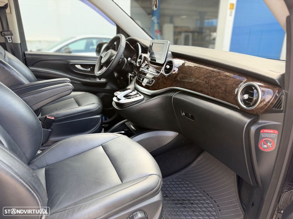 Mercedes-Benz V 250 - 27