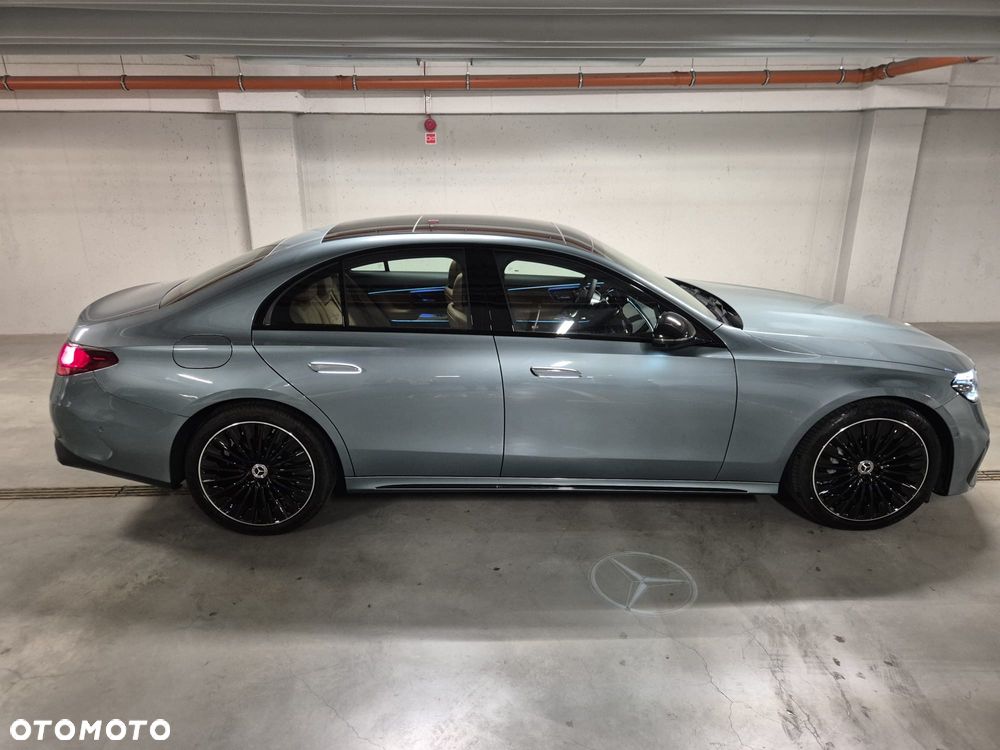 Mercedes-Benz Klasa E 200 AMG - 4
