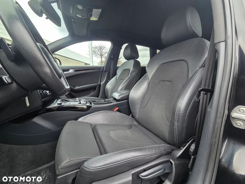 Audi A4 Avant 2.0 TDI DPF quattro S tronic S line Sportpaket - 20