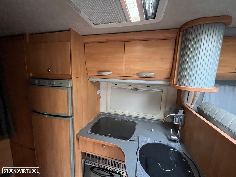 Adria Adriatik Coral S680 SP - 24