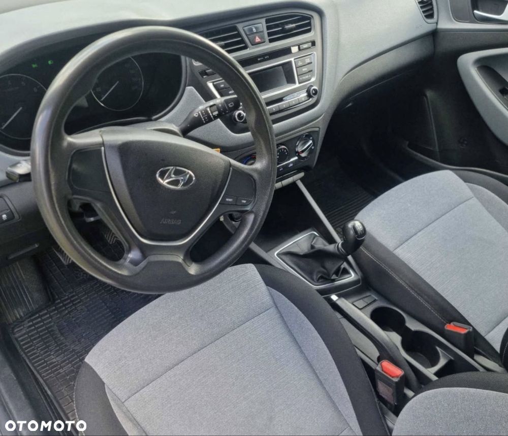 Hyundai i20 - 2