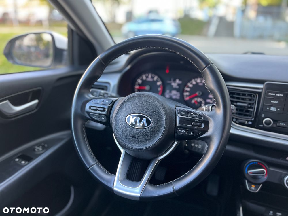 Kia Rio - 13