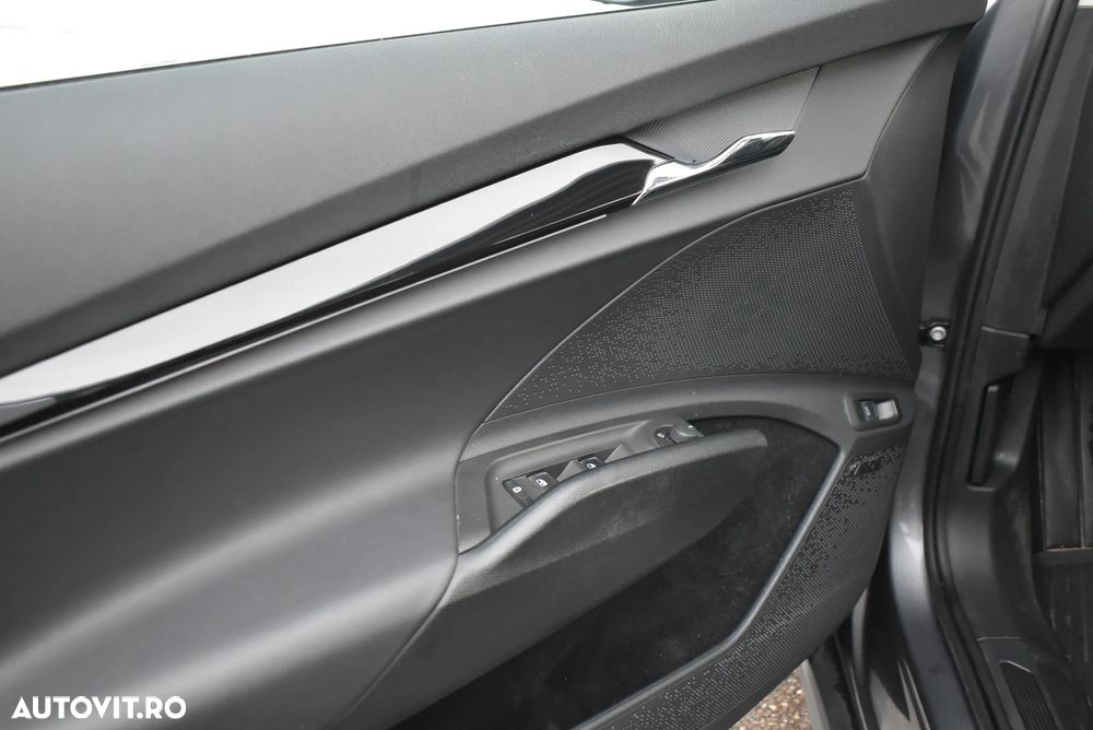 Skoda Enyaq iV 80X - 10