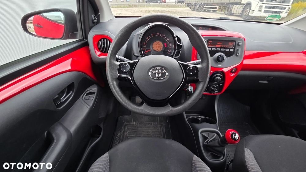 Toyota Aygo 1.0 VVT-i Color Edition - 12