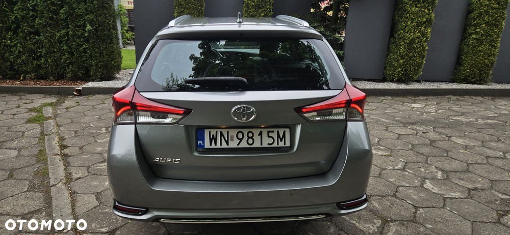 Toyota Auris 1.6 Premium - 22