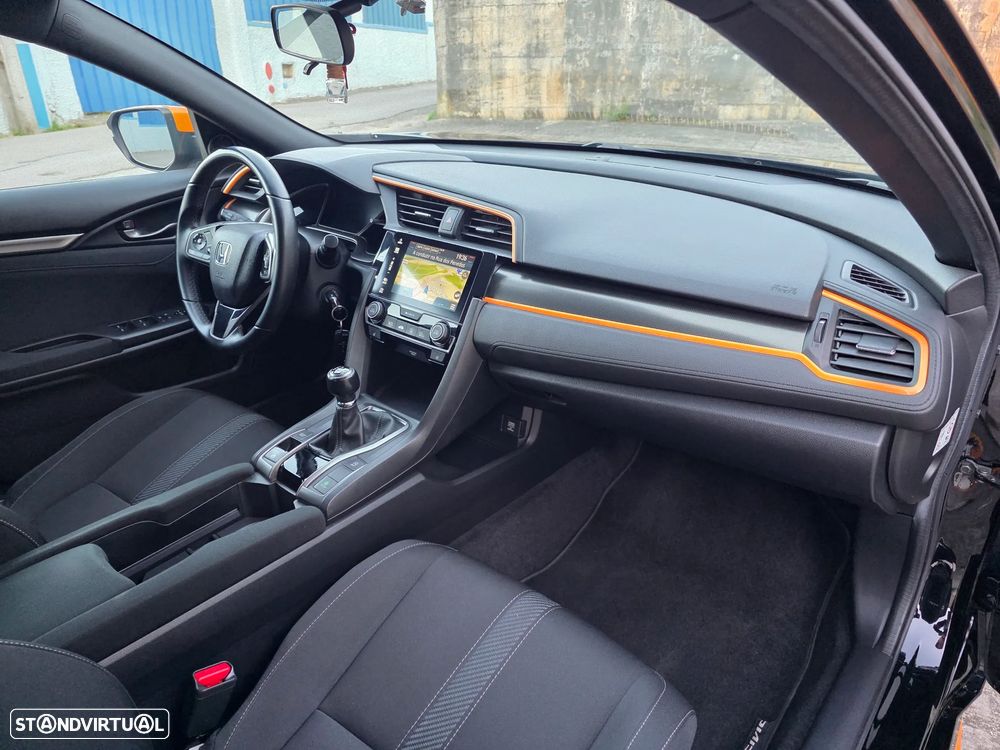Honda Civic 1.0 i-VTEC Executive Premium - 15