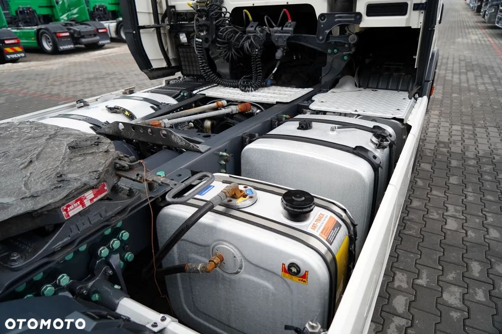 Scania R 450 / HYDRAULIKA / RETARDER / KLIMA POSTOJOWA / PO ZŁOTYM KONTRAKCIE / 2 ZBIORNIKI PALIWA - 16