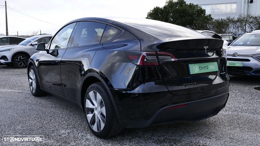 Tesla Model Y Long Range Dual Motor AWD - 10