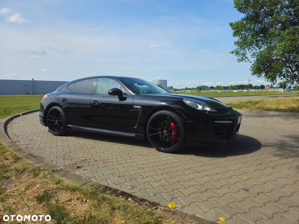 Porsche Panamera 4S PDK - 3