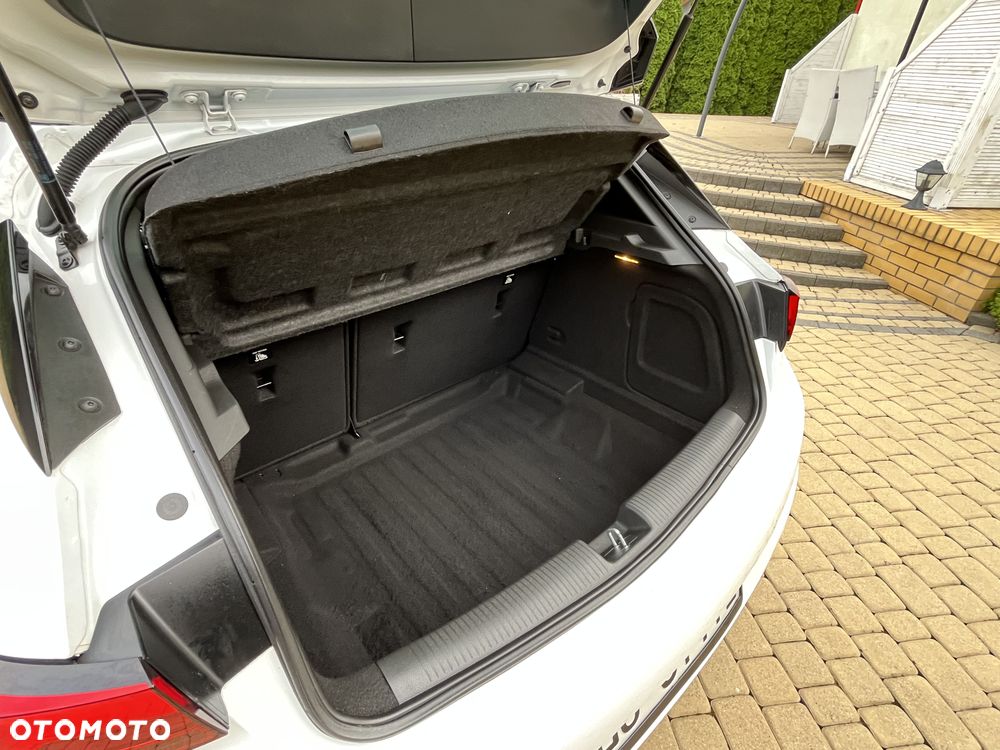 Opel Astra 1.2 Turbo Start/Stop 120 Jahre - 11