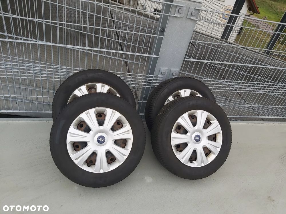 Ford Mondeo - 38