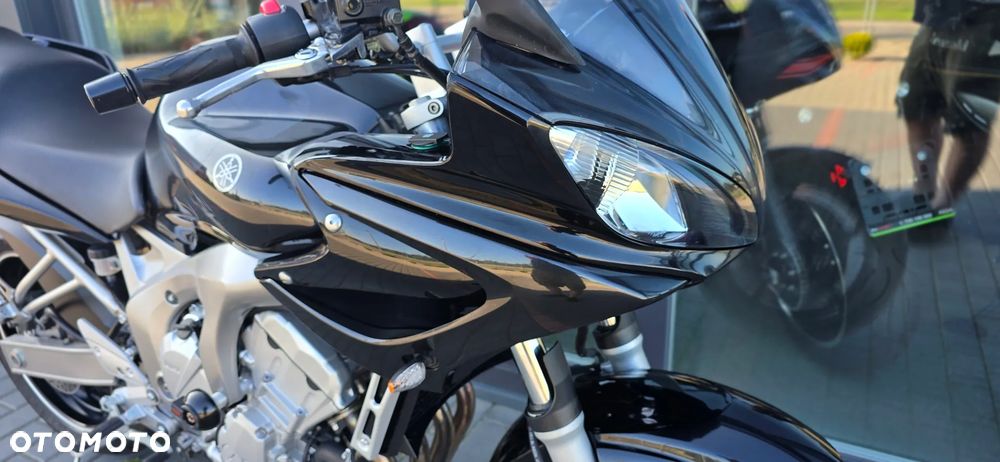 Yamaha FZ6 - 8