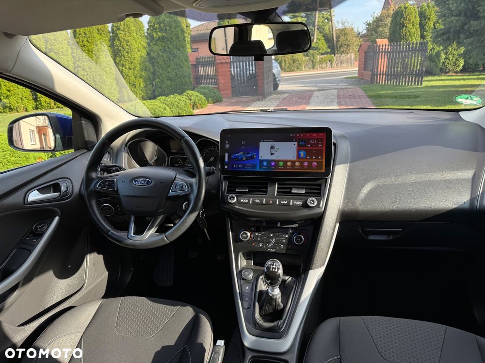Ford Focus 1.0 EcoBoost Trend Sport - 16