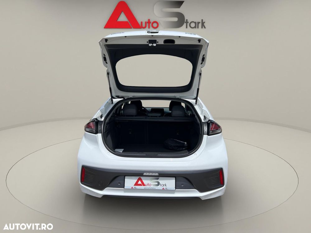 Hyundai IONIQ 1.6 141CP Exclusive - 40