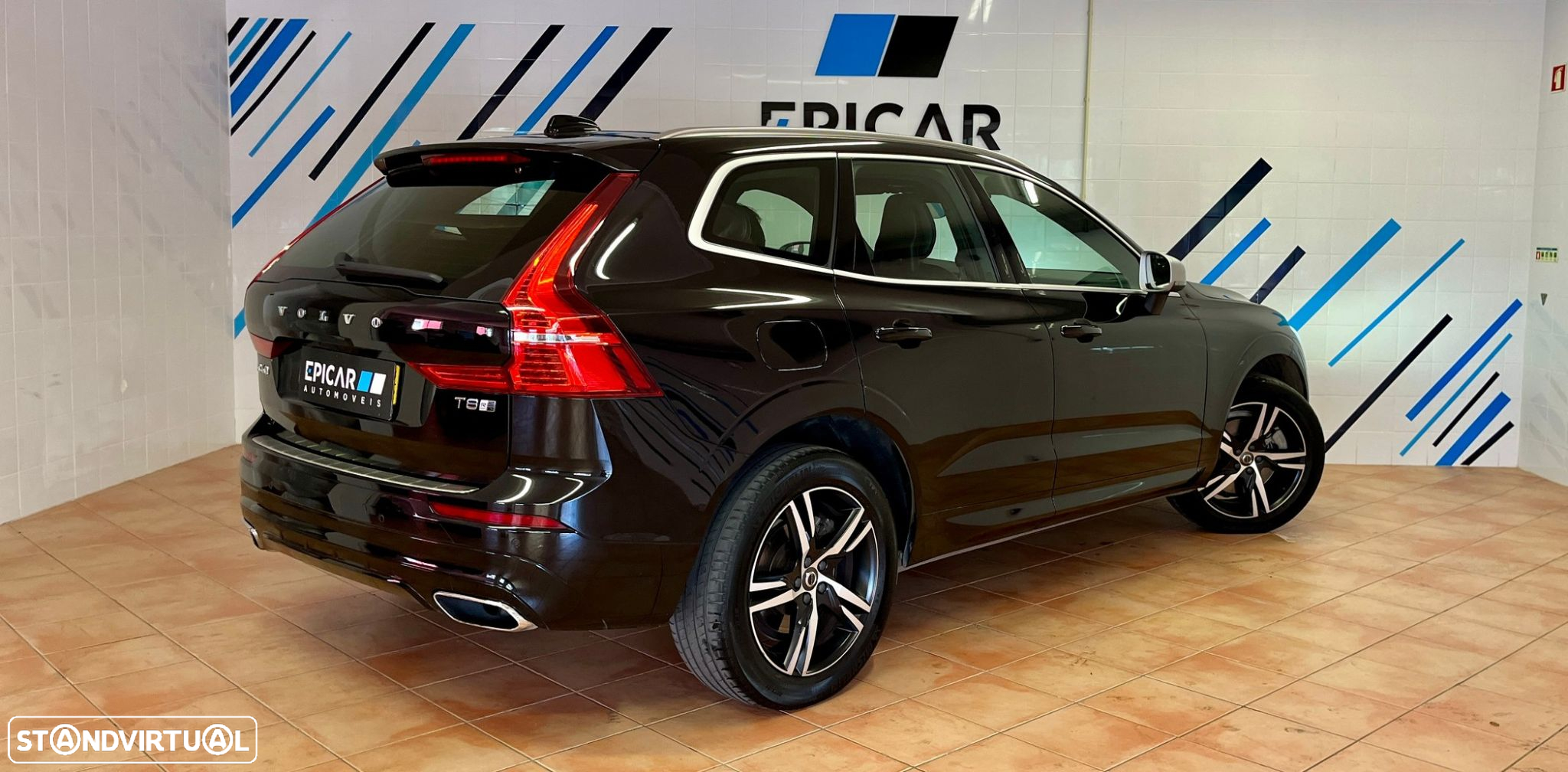 Volvo XC 60 2.0 T8 PHEV R-Design AWD - 13