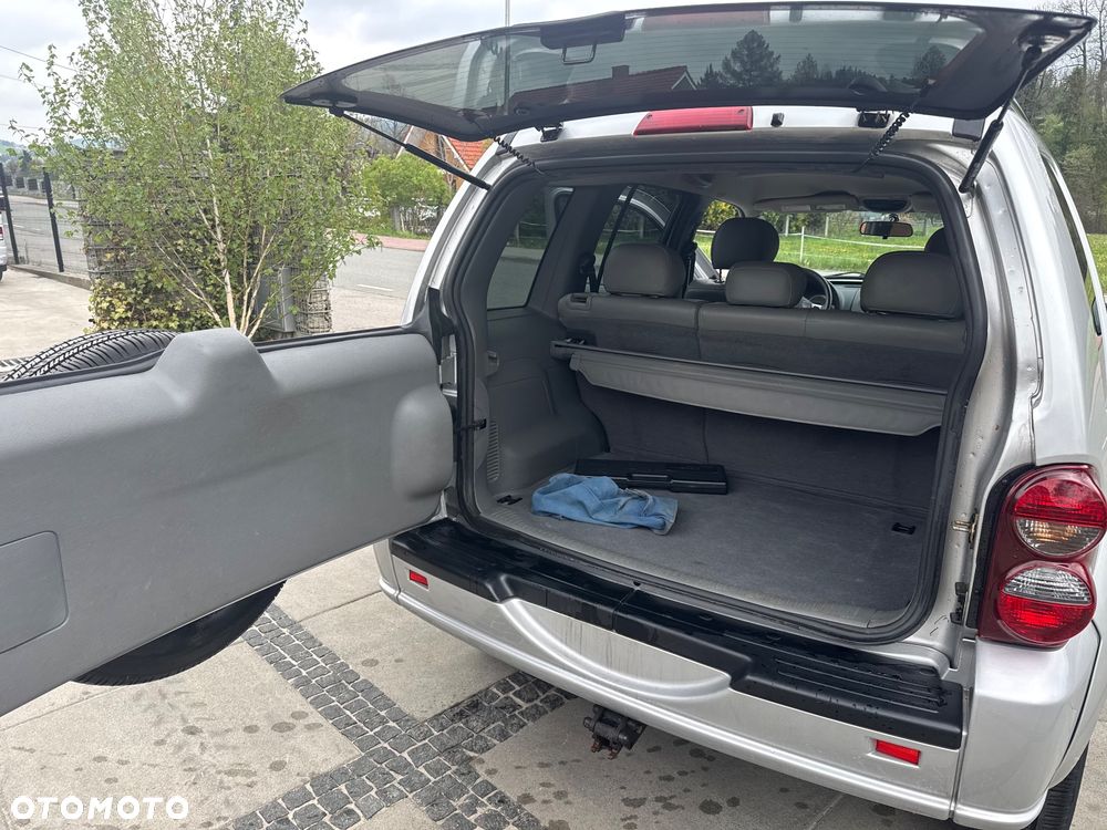 Jeep Cherokee 2.8 CRD Automatik Limited - 27