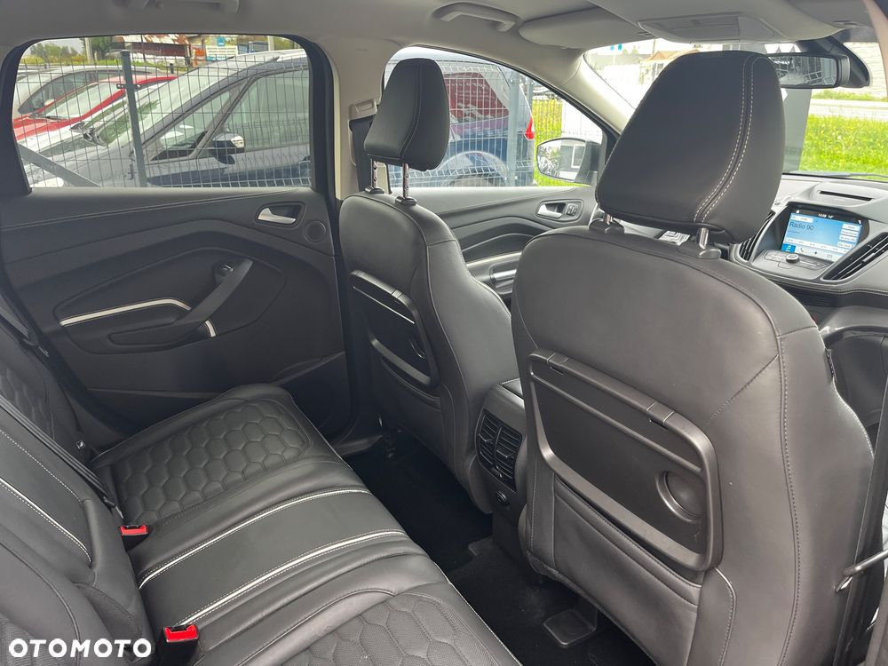 Ford Kuga 1.5 EcoBoost 4x4 Vignale - 24