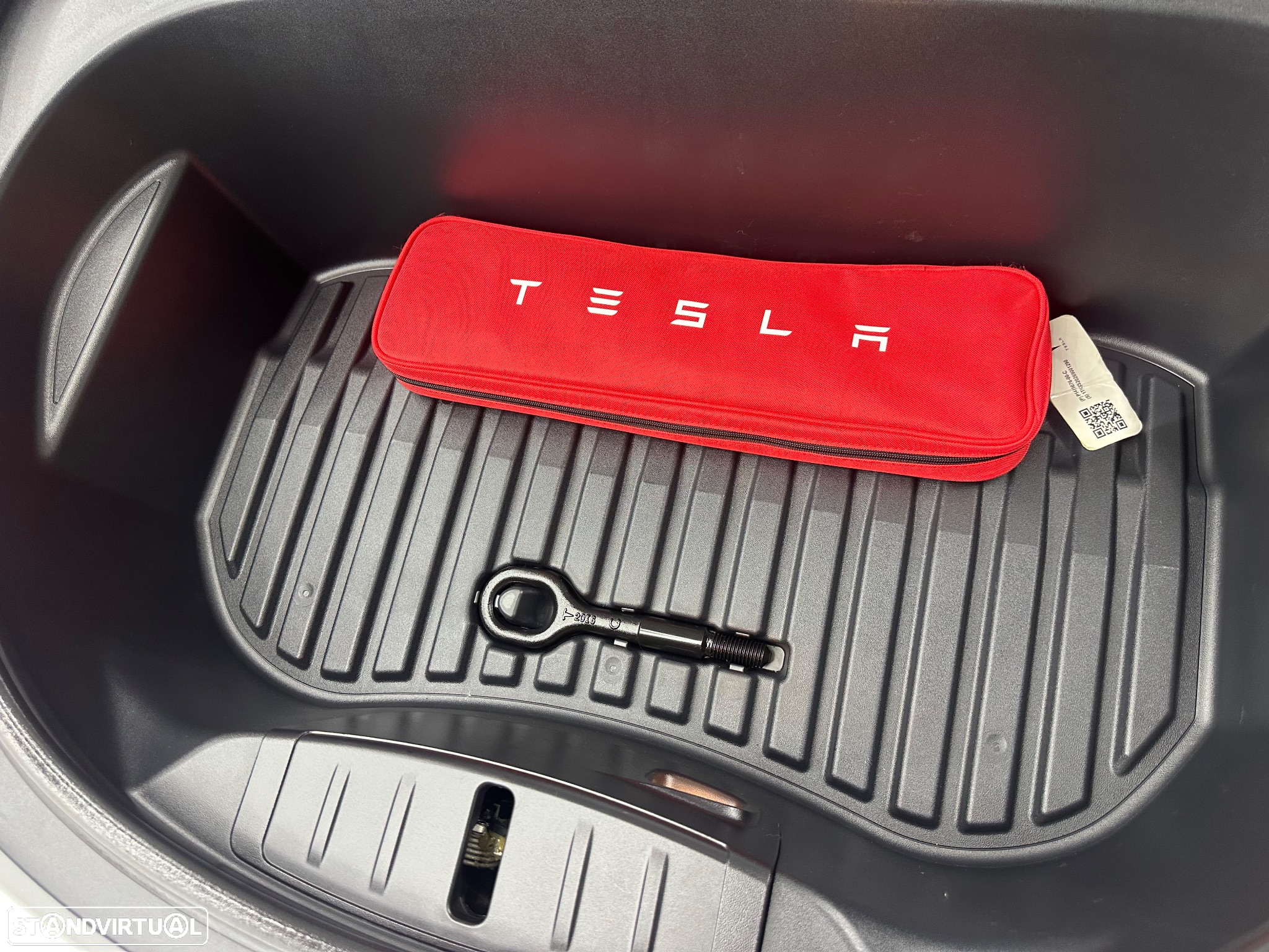 Tesla Model 3 Long Range Tração Integral - 14
