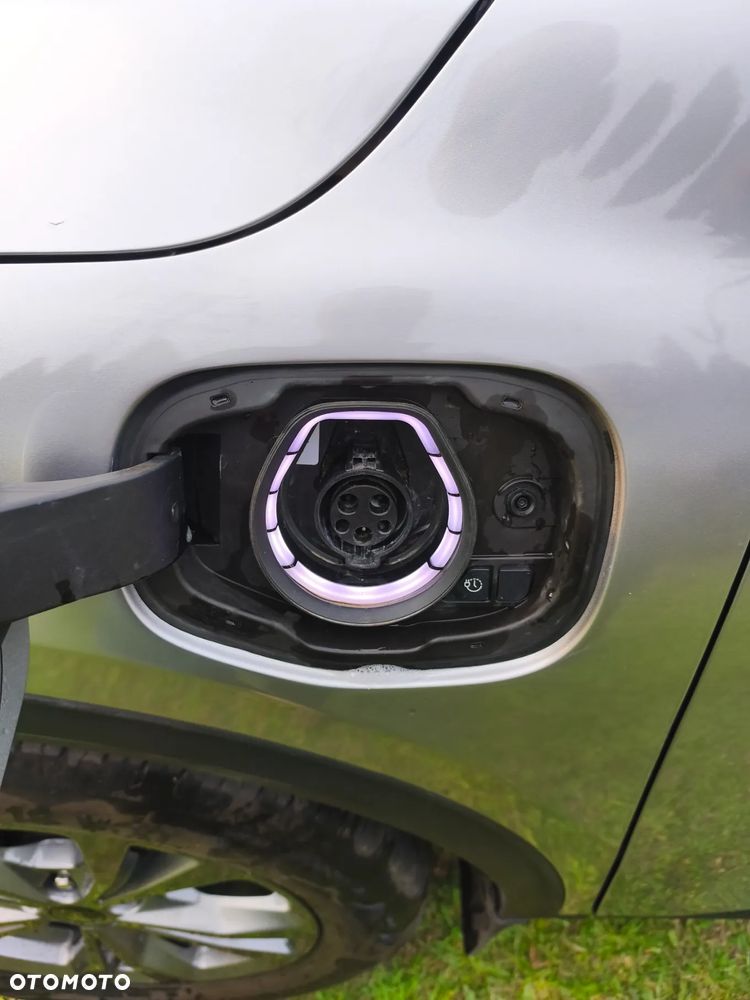 Ford Kuga - 13