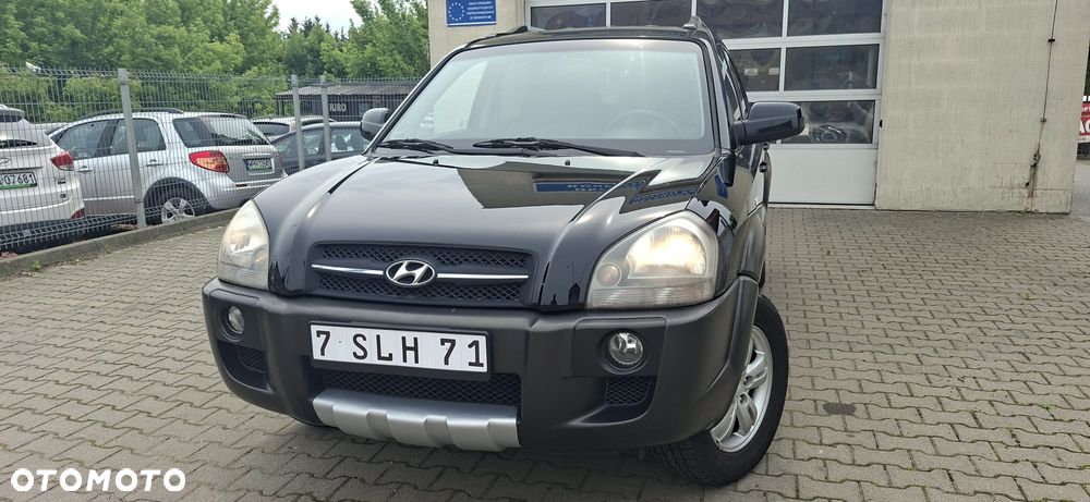 Hyundai Tucson 2.0 2WD GLS - 24