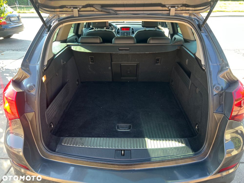 Opel Astra 1.4 T Enjoy S&S - 25