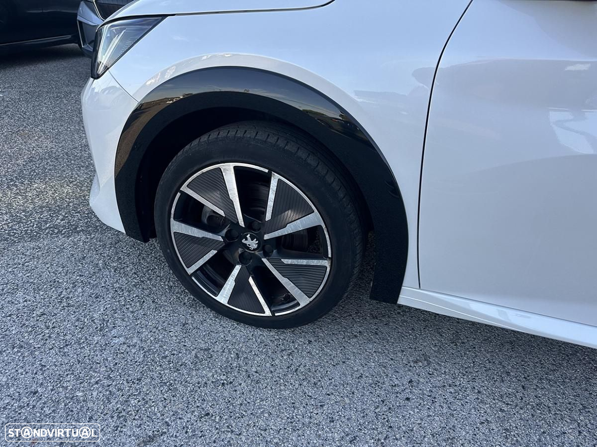 Peugeot e-208 50 kWh GT Line - 4