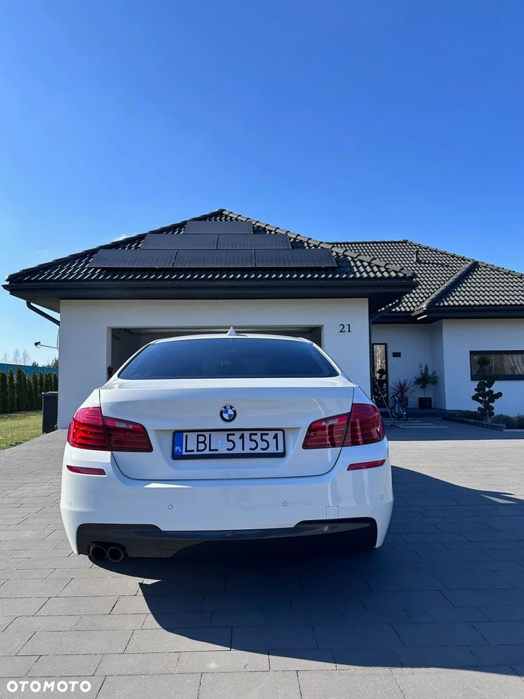 BMW Seria 5 528i xDrive Sport-Aut - 12