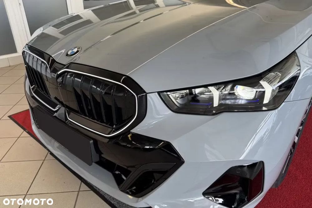 BMW Seria 5 520i mHEV M Sport - 10