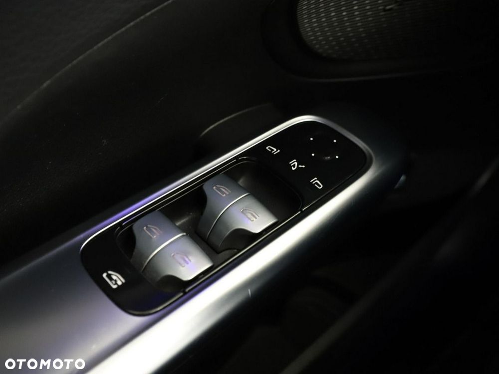 Mercedes-Benz Klasa C 220 d 4Matic 9G-TRONIC AMG Line - 37