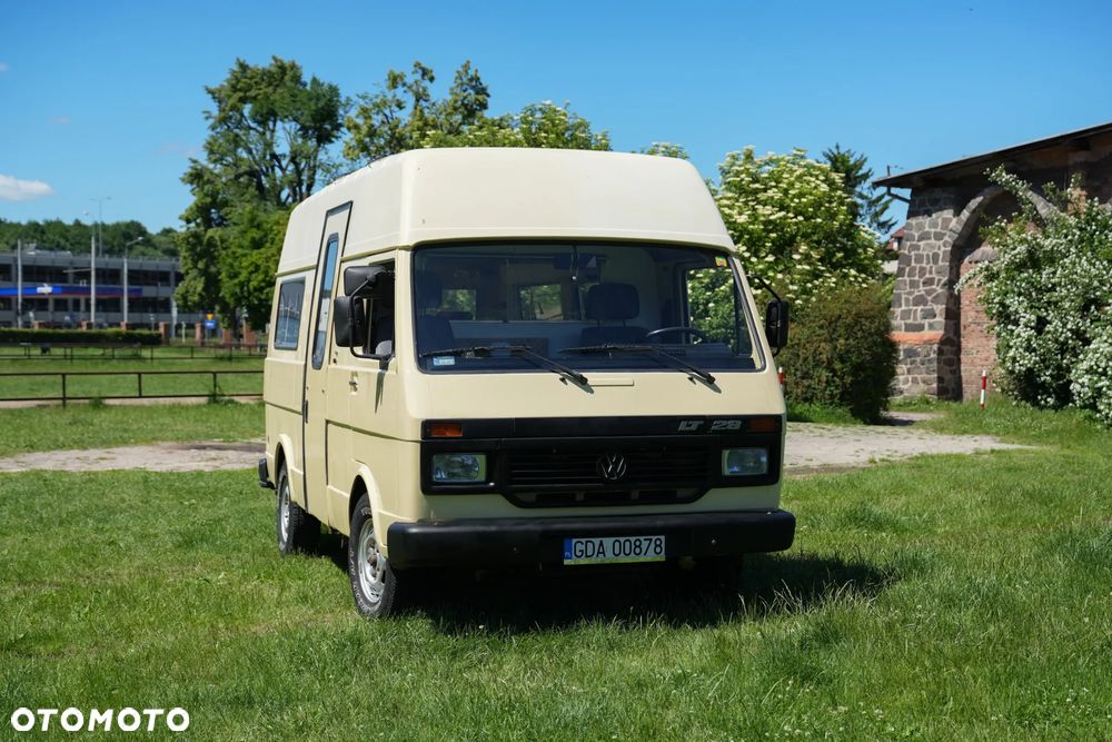 Volkswagen LT - 1