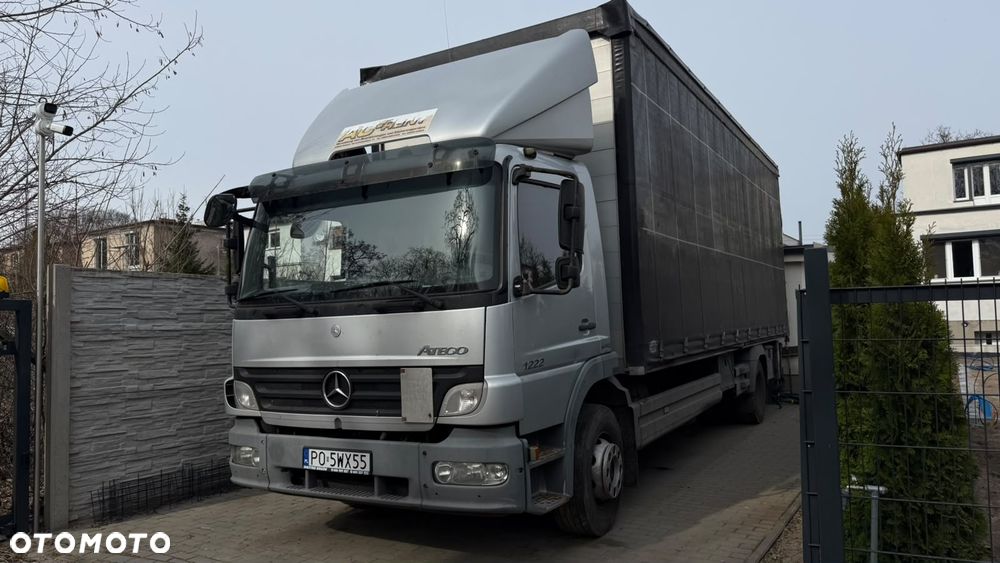 Mercedes-Benz 1222L - 12