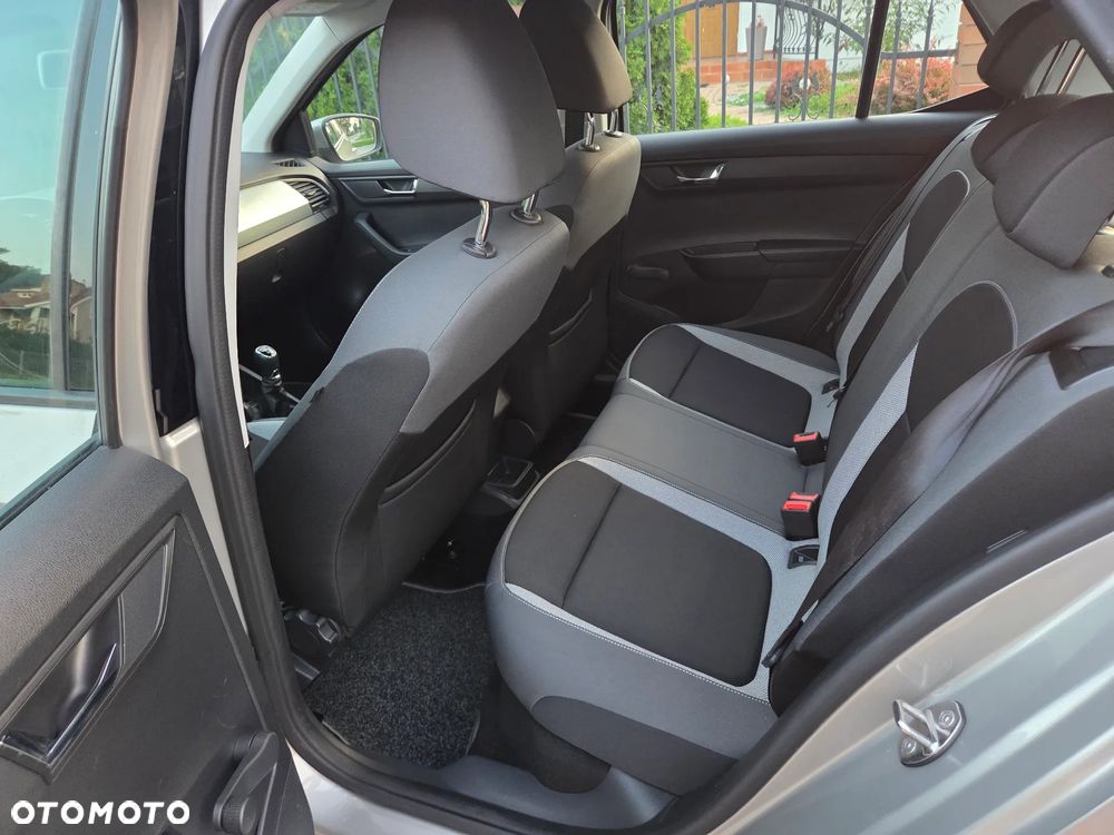 Skoda Fabia 1.2 TSI Active - 15