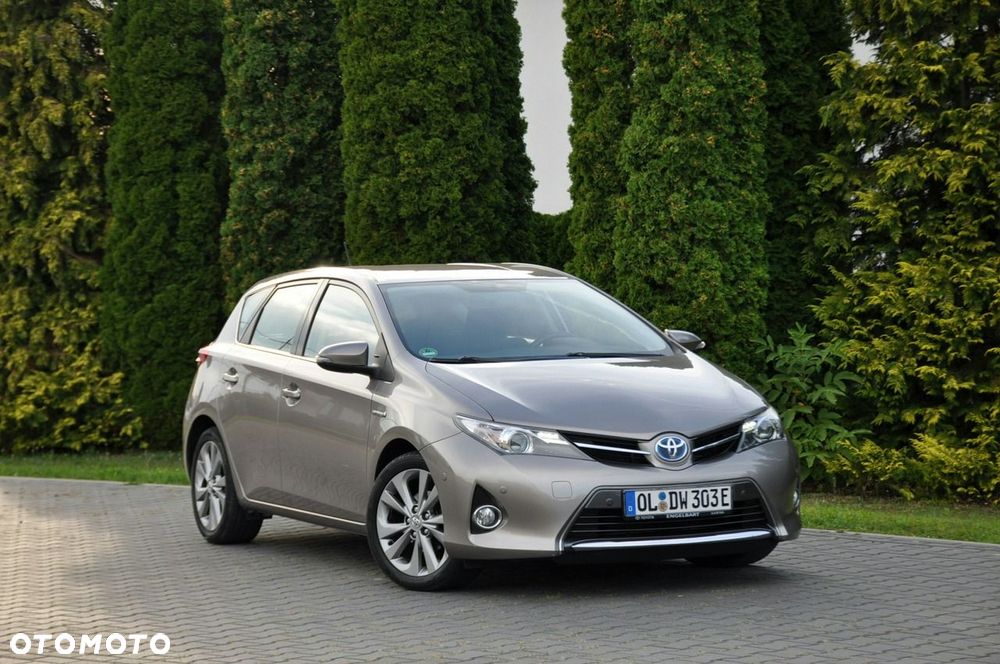 Toyota Auris - 2