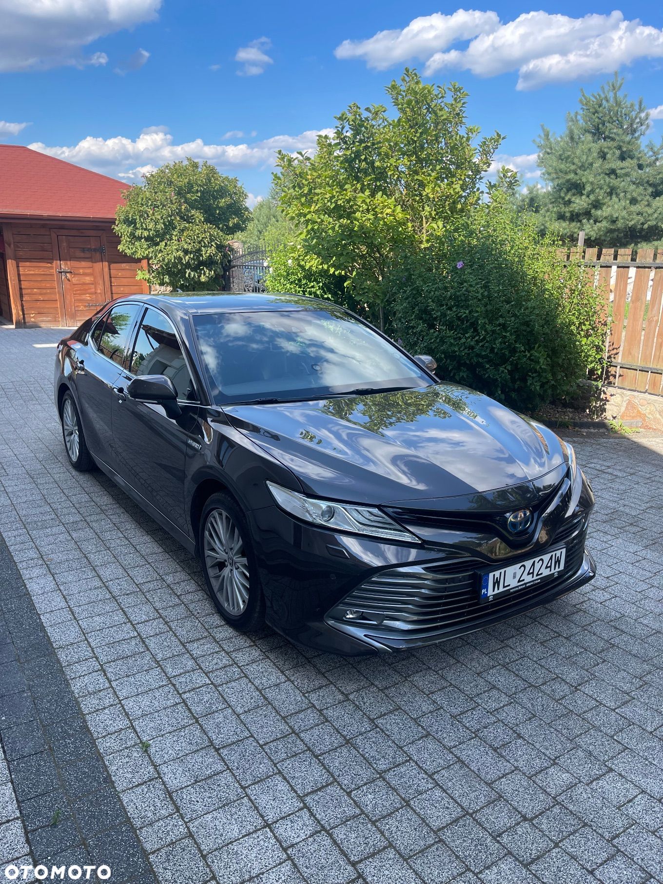 Toyota Camry 2.5 Hybrid Executive CVT - 1