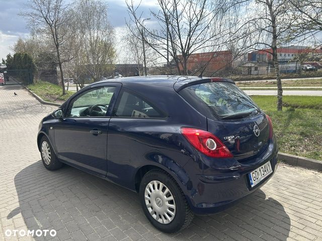 Opel Corsa - 3