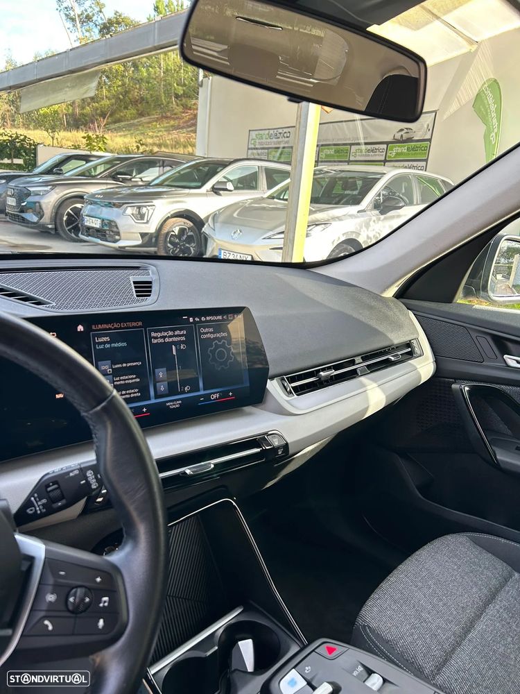 BMW iX1 xDrive30 - 16